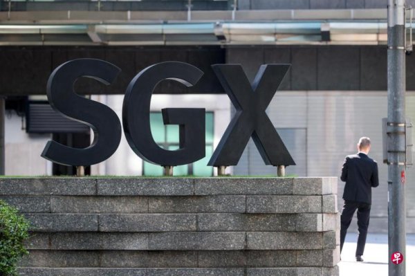 Local stock markets opened on Friday and fell 0.15%